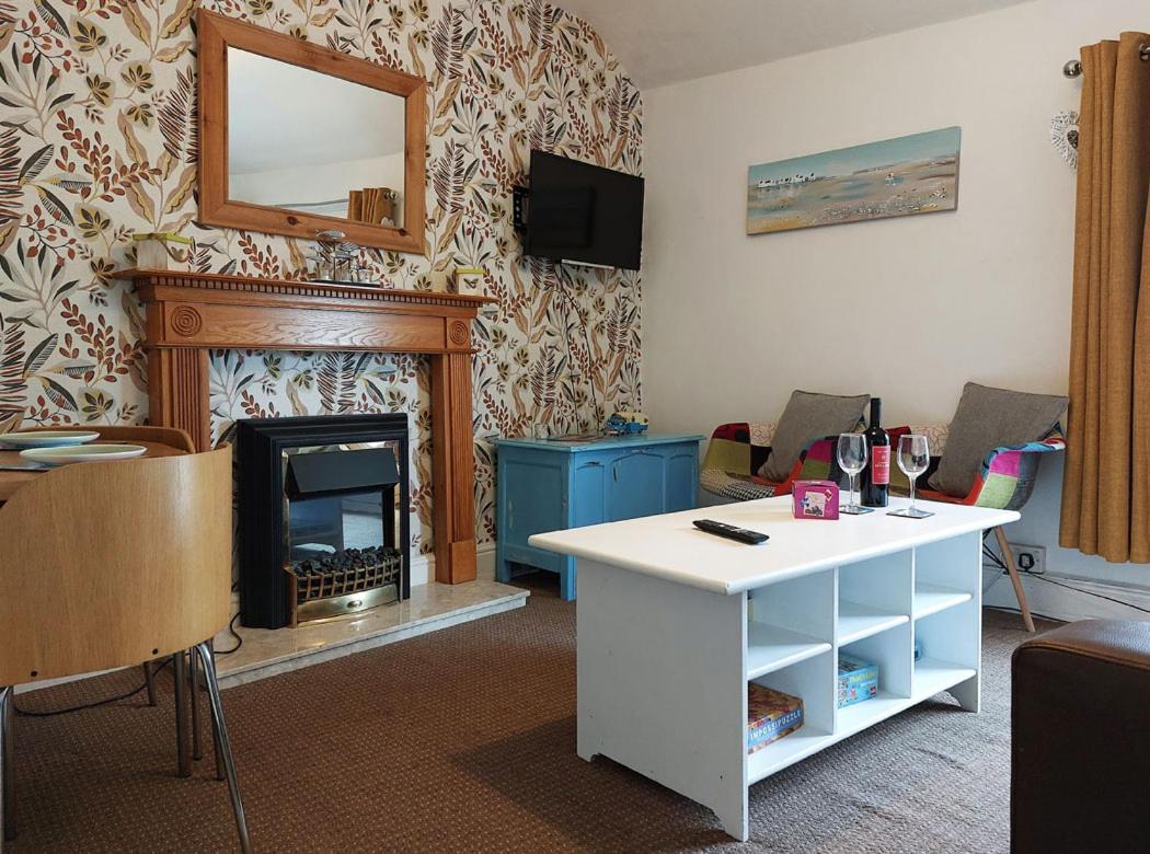 Salt Marsh Apartment Tywyn Exterior foto