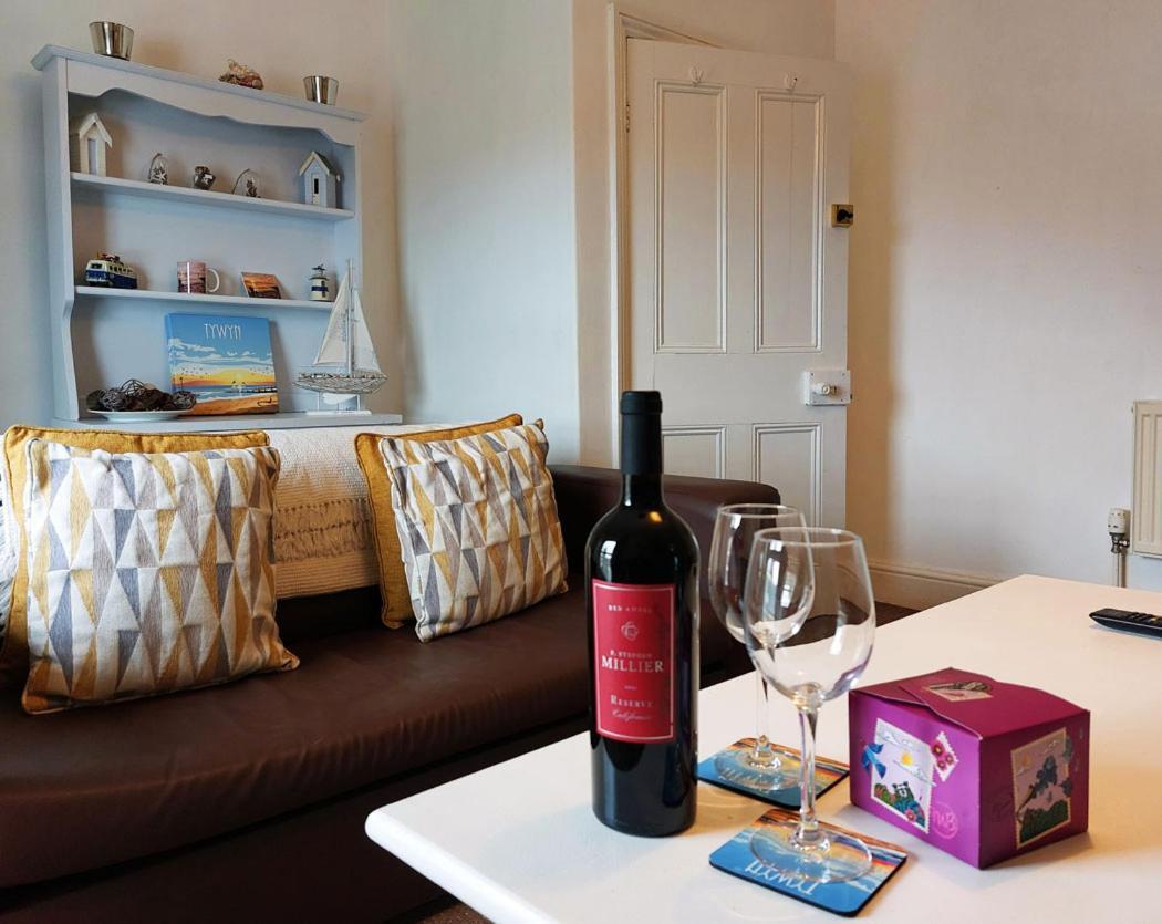 Salt Marsh Apartment Tywyn Exterior foto